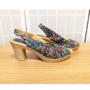 Spring Step Lovelyness Platform Sandal Blue Floral Scalloped Slingback Size 38